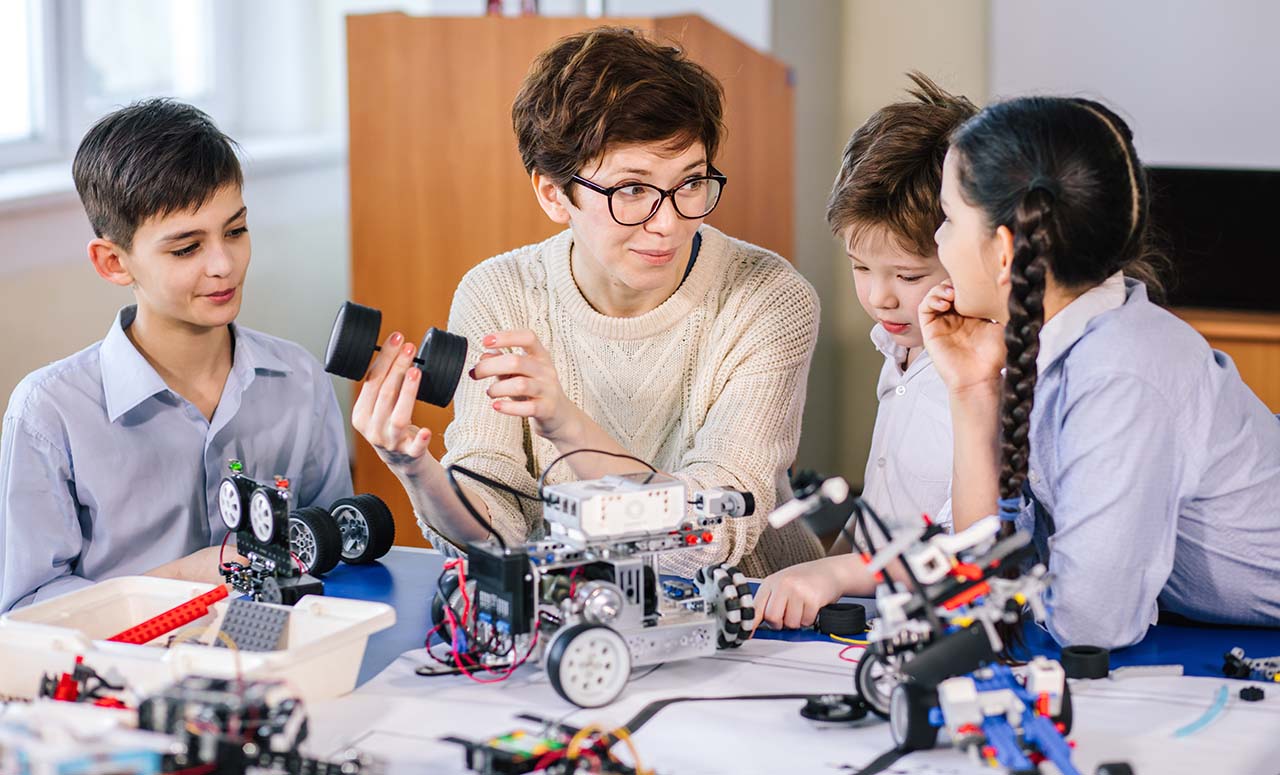 Kids learning robotics